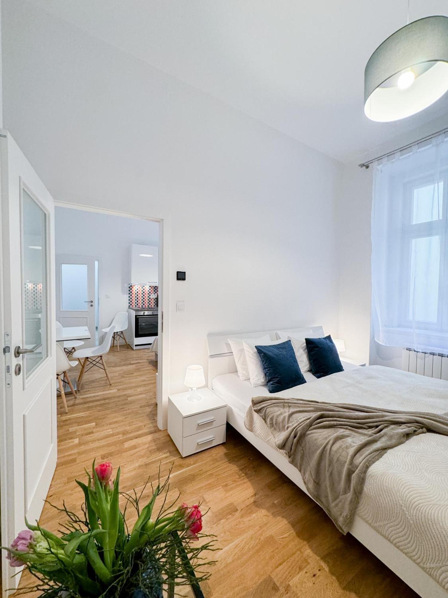 Turnkey I Wenceslas Square Apartment Prag